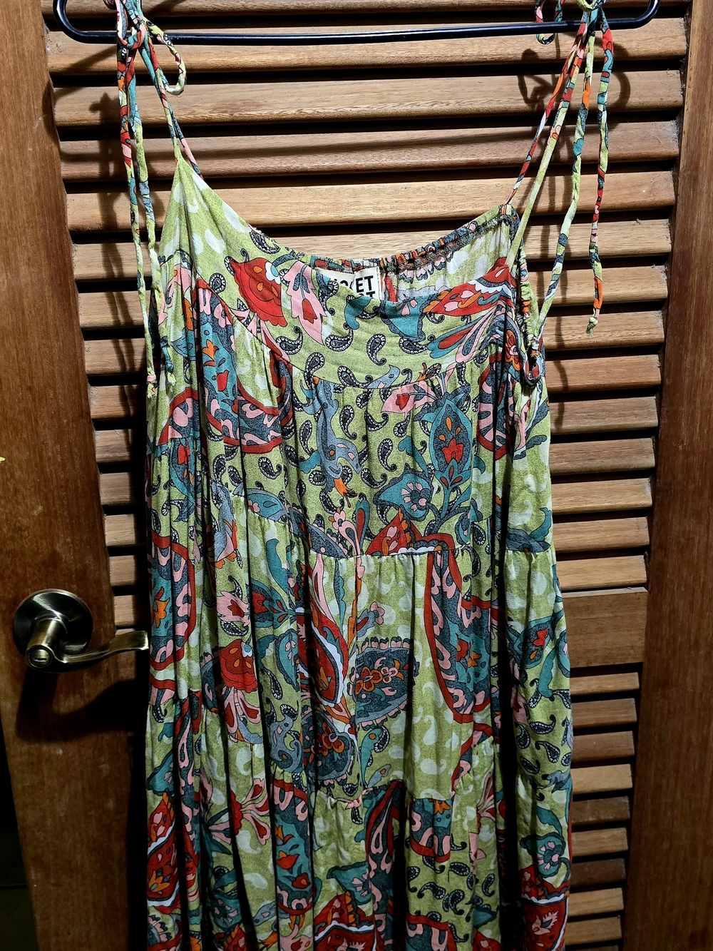 BUCKET LIST Women’s Multicolor Floral Tank Tunic/Top Sz Medium